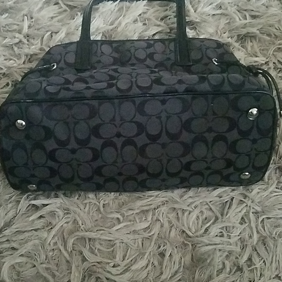 Rare Coach Python Carryall F24882 - Picture 6 of 8